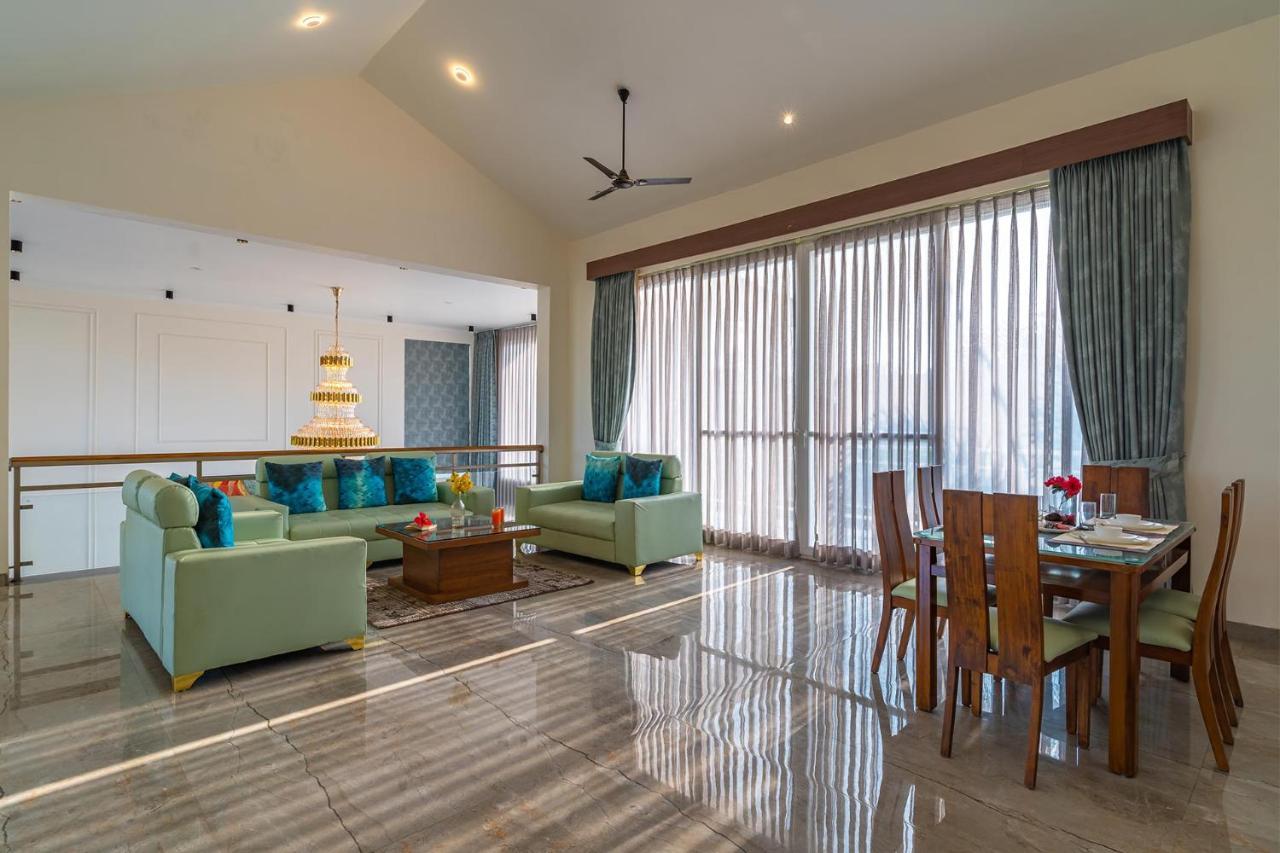 Stayvista At Serenity Farms With Pool, Lawn, Bonfire & Bbq Sohna Exterior foto